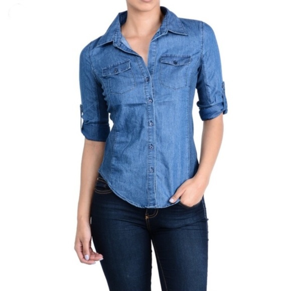 Cavalini Tops - Cavalini Petite Collection Button Down Size MP